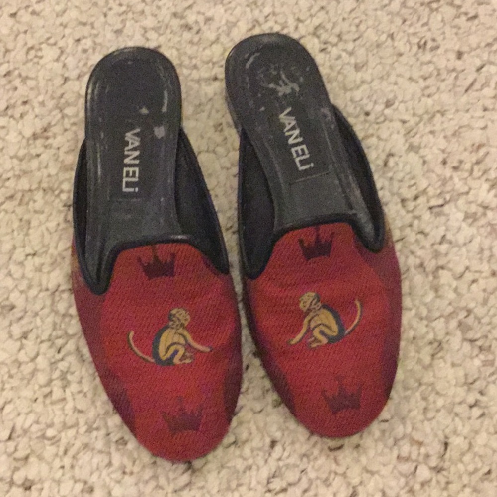 Van Eli mules red with crown and monkey